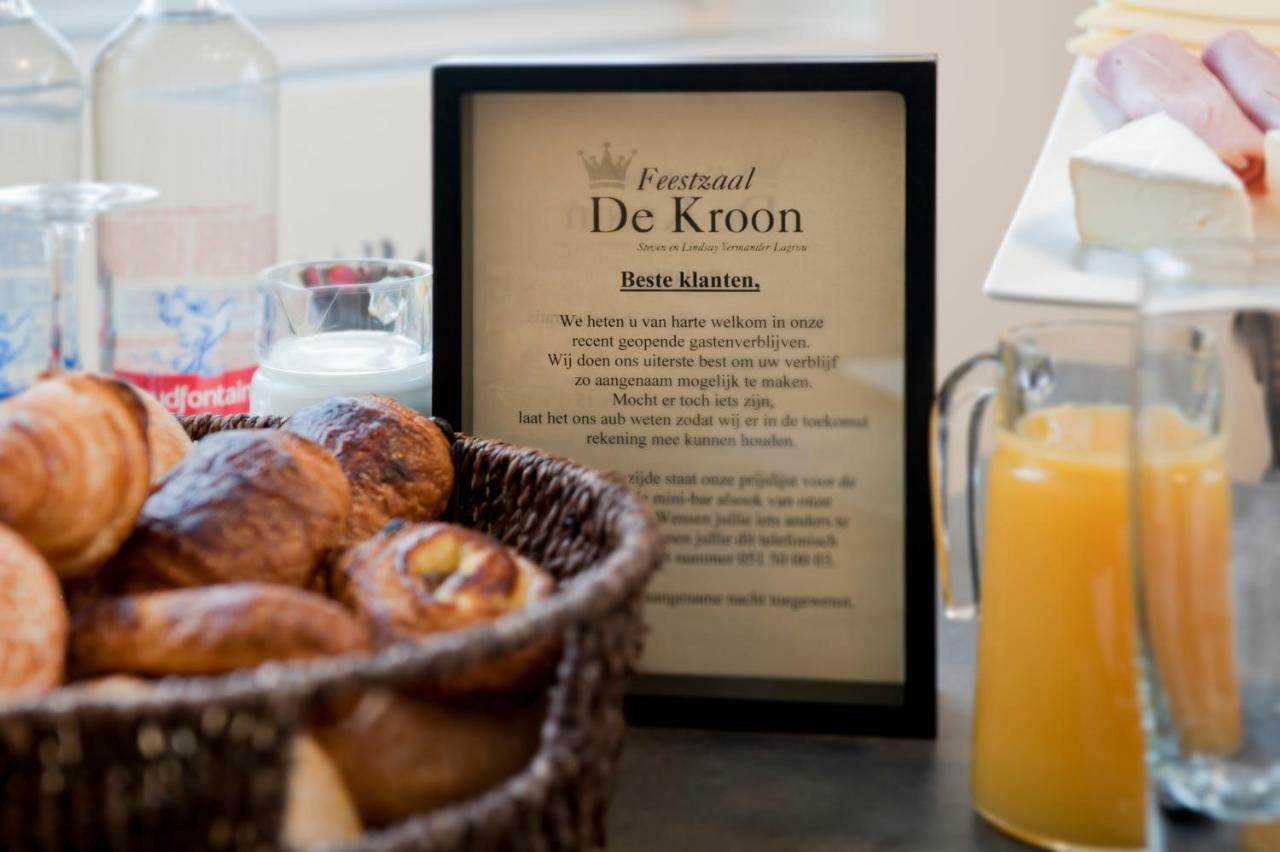 Feestzaal De Kroon ديكسميود المظهر الخارجي الصورة